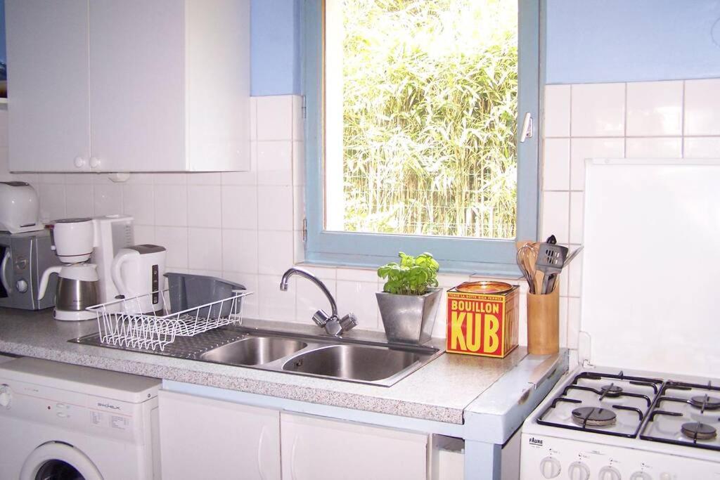 Maison Avec Jardin Clos. Animaux Acceptes - Wifi - Proche Plages De La Trinite Sur Mer Et Carnac Exteriör bild